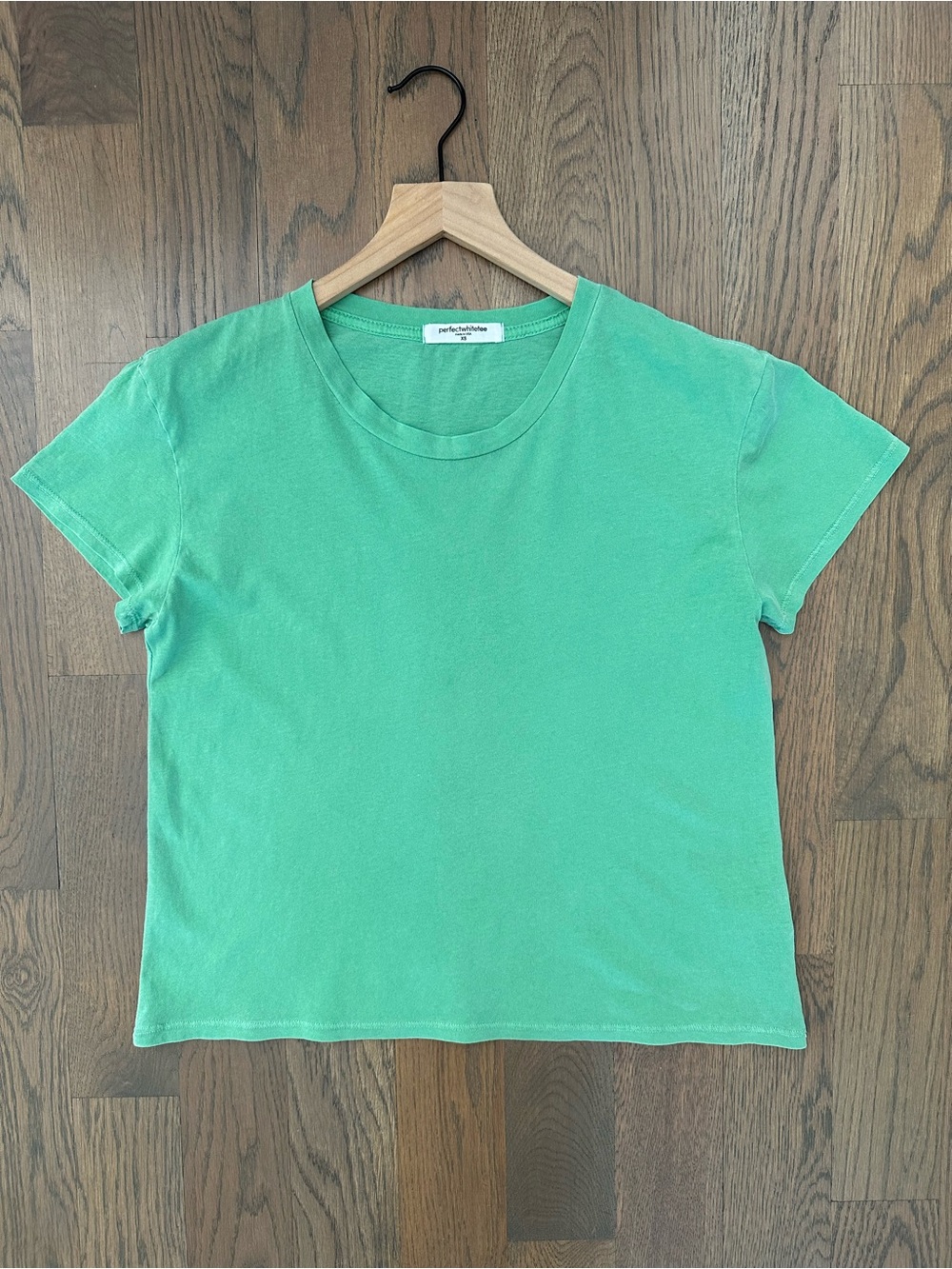 Perfectwhitetee Harley Cotton Boxy Crewneck Tee in Grass Extra Small